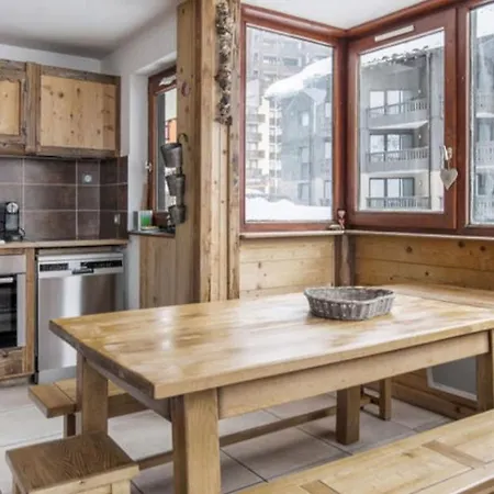 With Direct Ski-in/ski-out Access In Apartment *
